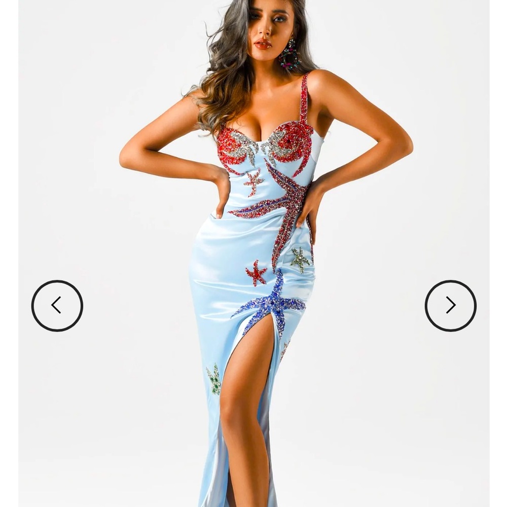 Beautiful Dress Never wear Brand new perfect for a beautiful vacation